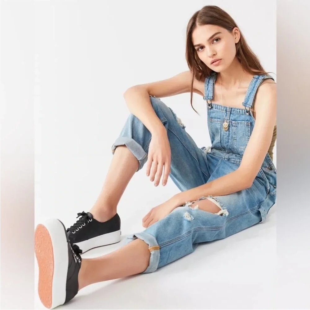 BDG Urban Outfitters Ryder Boyfriend Overall Light Wash Vintage Slash Size 4 - Picture 7 of 11